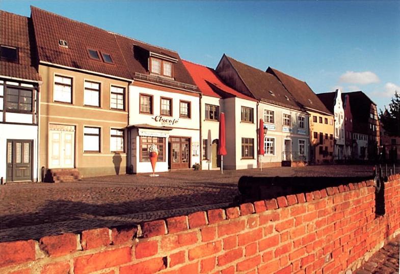 Ferienwohnungen Buetow Wißmar Extérieur photo